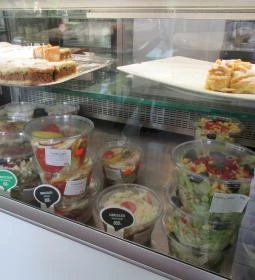 Cserpes Tejivó - Allee