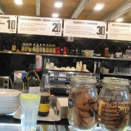 Cserpes Tejivó - Sütő utca Budapest - Belső