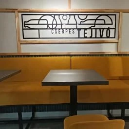 Cserpes Tejivó - Király Budapest - Belső
