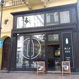 Cserpes Tejivó - Király Budapest - Külső kép