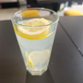 Cserpes Tejivó - Király Budapest - Étel/ital