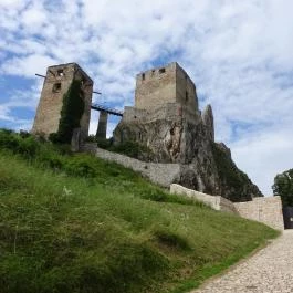 Cseszneki vár Csesznek - Egyéb