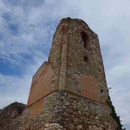 Cseszneki vár Csesznek - Egyéb