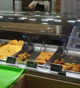 Csibefaló - Auchan Korzó