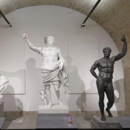 Csillagerőd Komárom - Egyéb