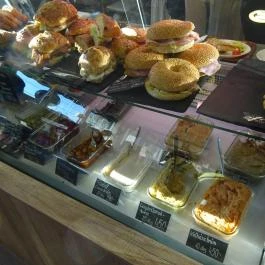 Csillaghegyi Megálló Budapest - Étel/ital