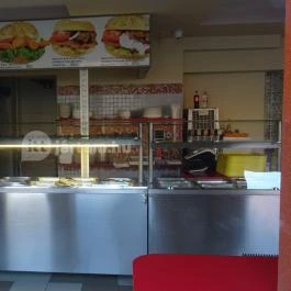 Csipegető , Budapest - Belső