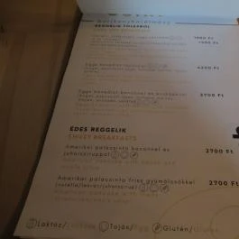 Csiri, Budaörs - Étlap/itallap