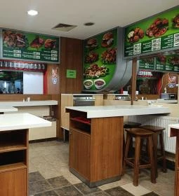 Csirke Csibész - Nagymező utca