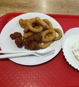 Csirke Csibész - Lehel Csarnok