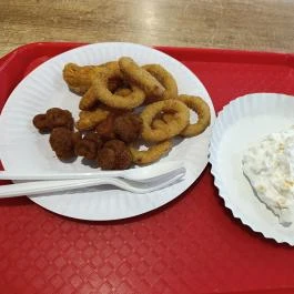 Csirke Csibész - Lehel Csarnok Budapest - Étel/ital