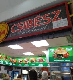 Csirke Csibész - Lehel Csarnok