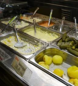 Csirke-Fogó - Westend City Center