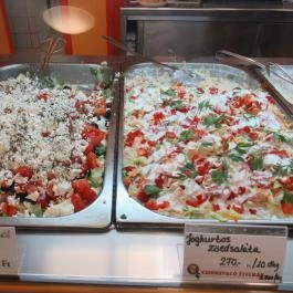 Csirkefaló Ételbár, Eger - Étel/ital