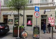 Csirketanya Budapest