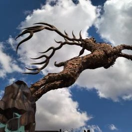 Csodaszarvas-szobor Budapest - Egyéb