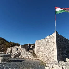 Csókakő vára, Csókakő - Külső kép