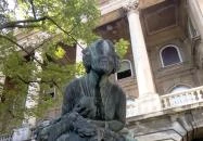 Csongor & Tünde szobor Budapest