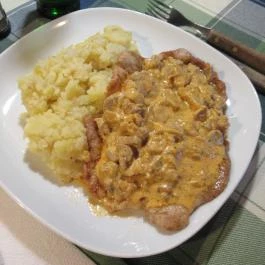 Csopak Vendéglő & Pizzéria Ajka - Étel/ital