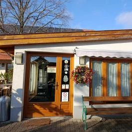 Csuta Cukrászda Csákvár - Külső kép