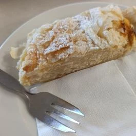 Csuta Cukrászda Csákvár - Étel/ital