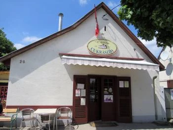 Csuta Cukrászda Csákvár