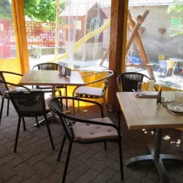 Csuta Cukrászda Csákvár - Belső