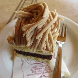 Csuta Cukrászda Csákvár - Étel/ital