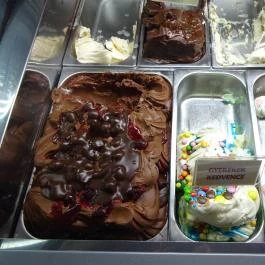 Csuta Cukrászda Csákvár - Étel/ital