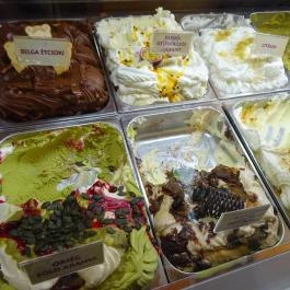 Csuta Cukrászda Csákvár - Étel/ital