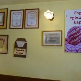 Csuta Cukrászda Csákvár - Belső