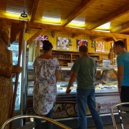 Csuta Cukrászda Csákvár - Belső