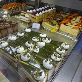 Csuta Cukrászda Csákvár - Étel/ital