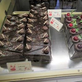 Csuta Cukrászda Csákvár - Étel/ital