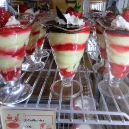 Csuta Cukrászda Csákvár - Étel/ital