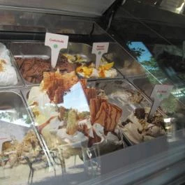 Csuta Cukrászda Csákvár - Étel/ital