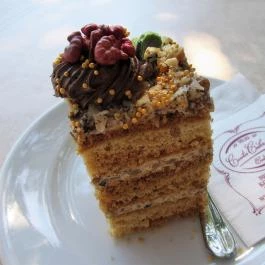 Csuta Cukrászda Csákvár - Étel/ital