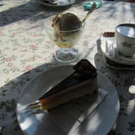 Csuta Cukrászda Csákvár - Étel/ital