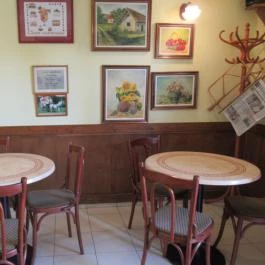 Csuta Cukrászda Csákvár - Belső