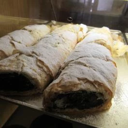 Csuta Cukrászda Csákvár - Étel/ital