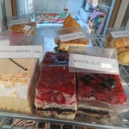 Cuki Cukrászda Békésszentandrás - Étel/ital