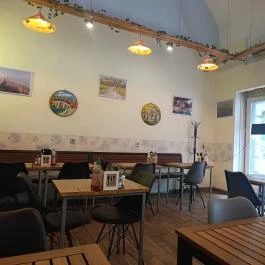 CuRj-Pho , Budapest - Belső