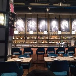 Cut & Barrel Budapest - Belső