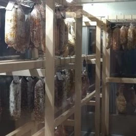 Cut & Barrel Budapest - Étel/ital