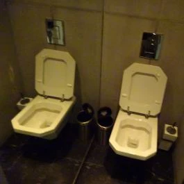 Cyrano Étterem, Budapest - Mosdó