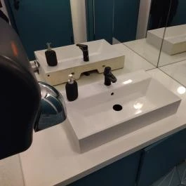 ODA Budapest - Mosdó