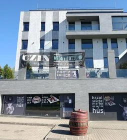 CZIN Bistro, Bár és Kávéház