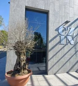 CZIN Bistro, Bár és Kávéház
