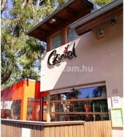 Cziniel Cukrászda & Kávéház