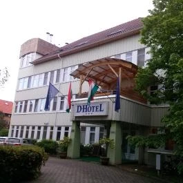 D-Hotel Gyula - Külső kép